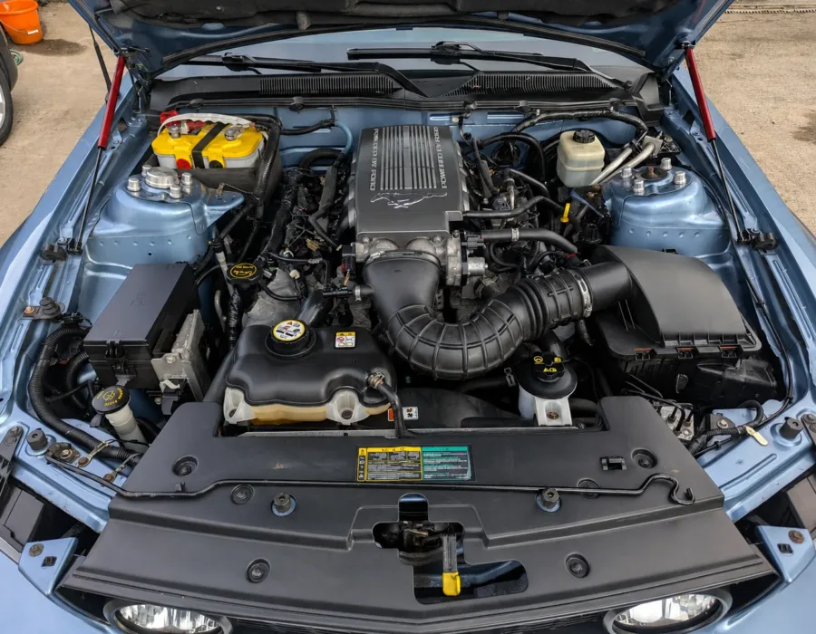 Engine bay detail finish in Stratford upon Avon - Car detailing result in Stratford upon Avon by Stratford Car Detailing